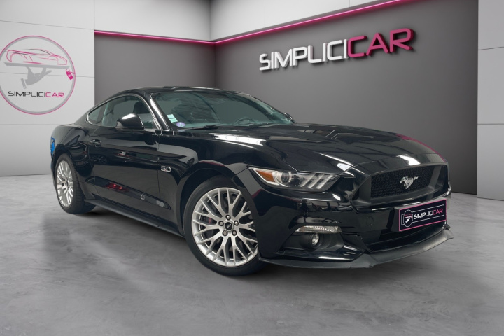 FORD MUSTANG FASTBACK