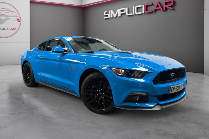 FORD MUSTANG FASTBACK