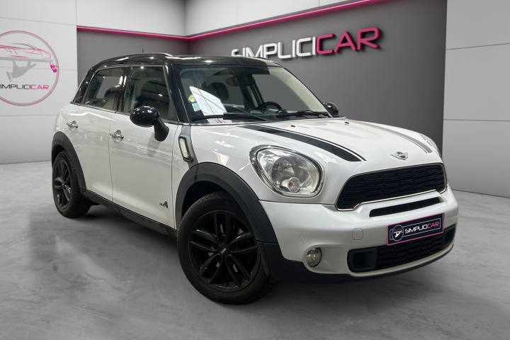 MINI COUNTRYMAN