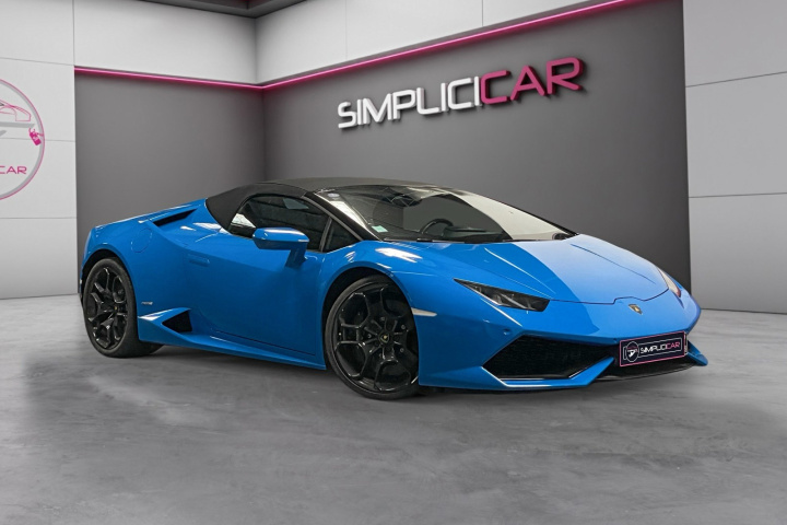 LAMBORGHINI HURACAN