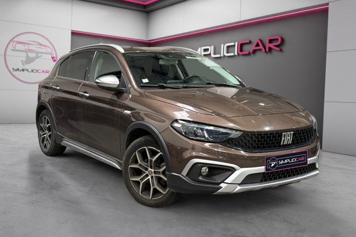 FIAT TIPO CROSS 5 PORTES