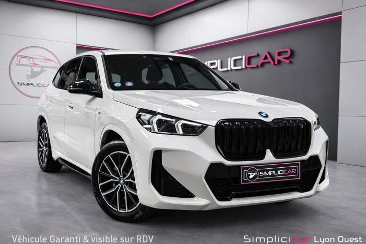 BMW X1 U11