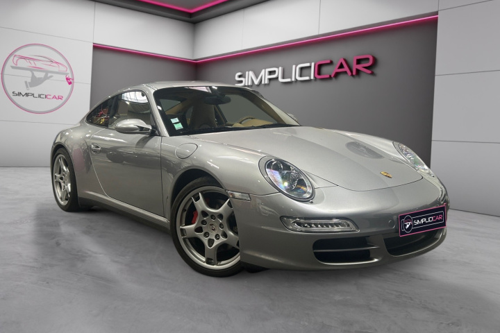 PORSCHE 911 CARRERA 4 COUPE 997