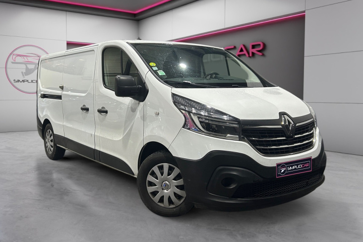 RENAULT TRAFIC FOURGON