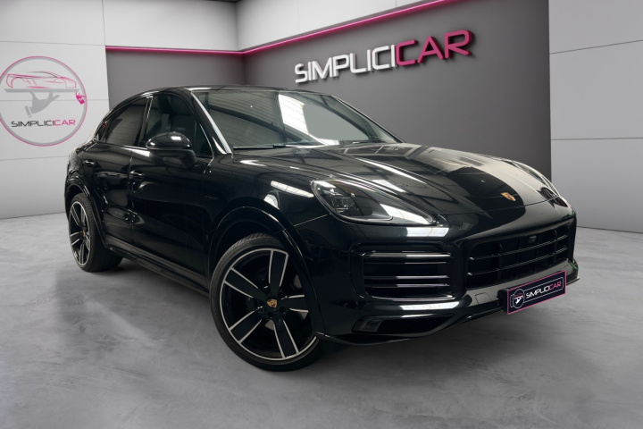 PORSCHE CAYENNE COUPE